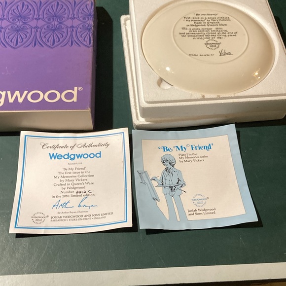 Wedgewood, be my friend collector plate from my memories Coll by Mary Vickers. - Picture 4 of 4